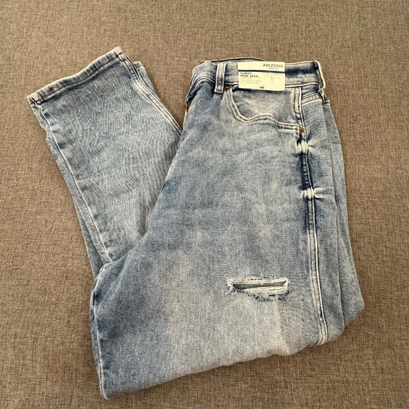 New! Arizona Curvy Mom Jeans High Rise‎ Ripped Distressed Tapered Leg Plus 21 - Picture 14 of 15